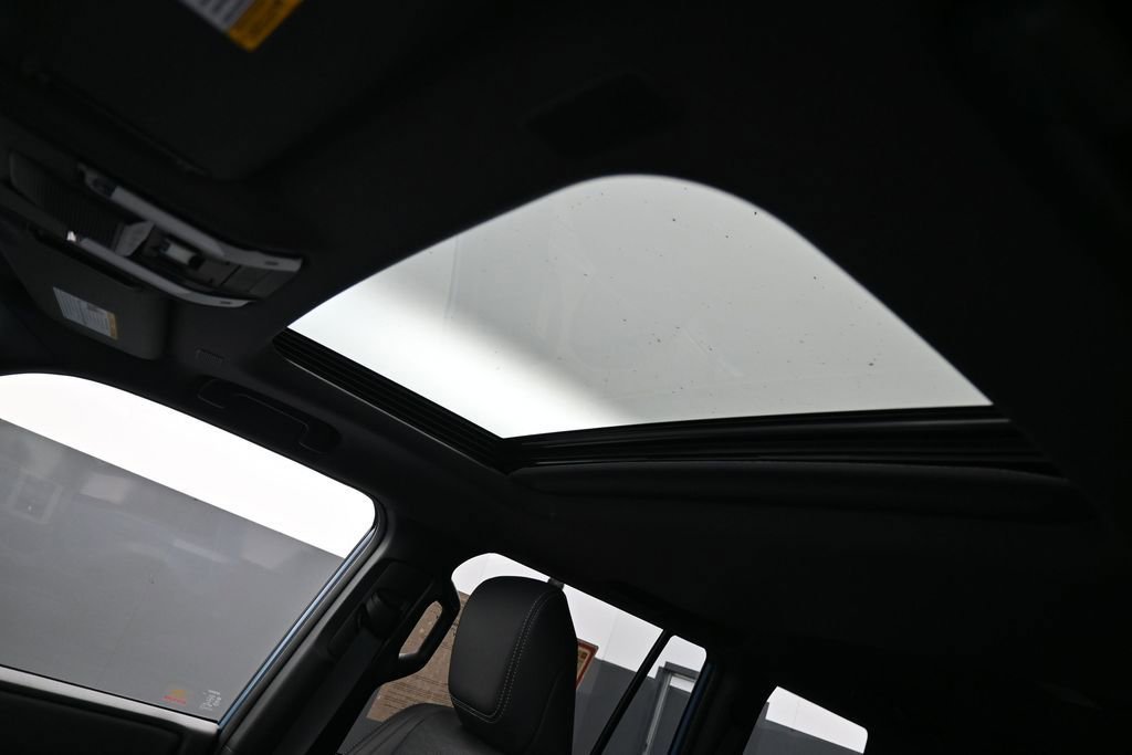 Certified 2026 Toyota Land Cruiser w/ Premium Package AWD/4WD image 31