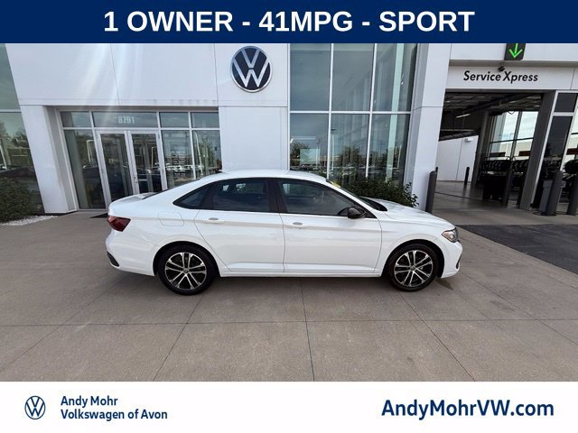 Used 2022 Volkswagen Jetta Sport FWD image 5