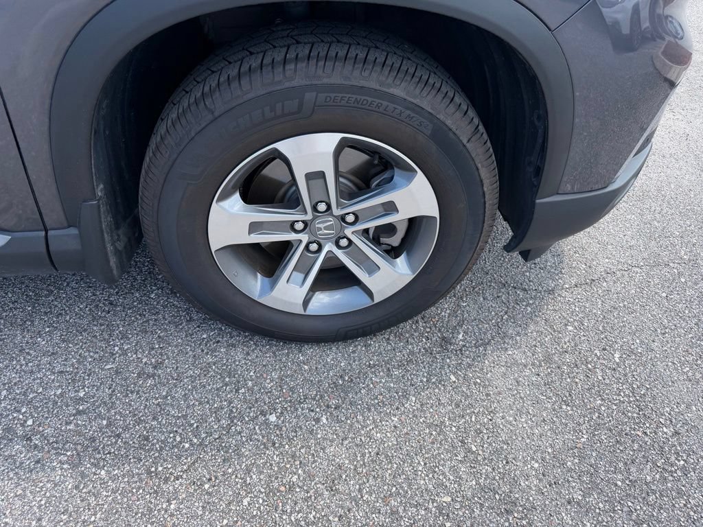 Used 2023 Honda Pilot EX-L image 4