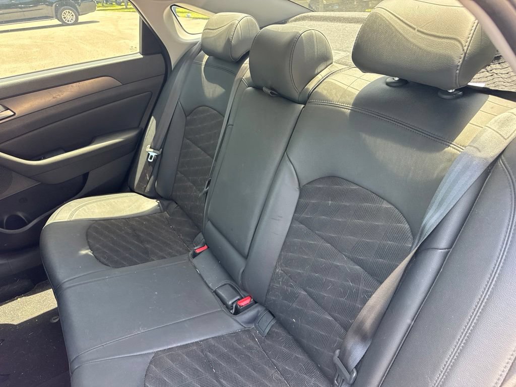 Used 2017 Hyundai Sonata Sport w/ Value Edition Package 02 FWD image 11