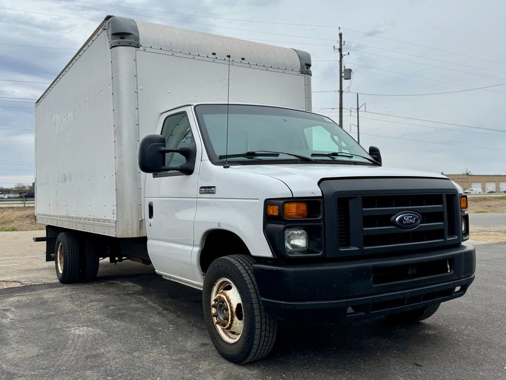 Used 2017 Ford E-350 and Econoline 350 Super Duty w/ Power Windows & Locks Group RWD image 23