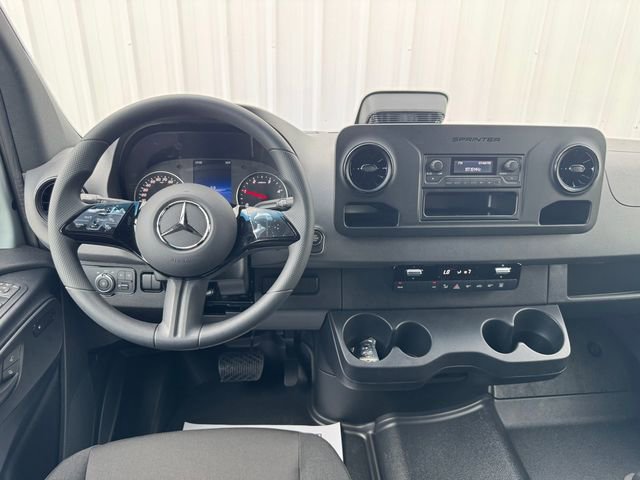 New 2025 Mercedes-Benz Sprinter 2500 image 3