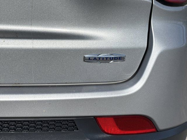 Used 2022 Jeep Compass Latitude image 8