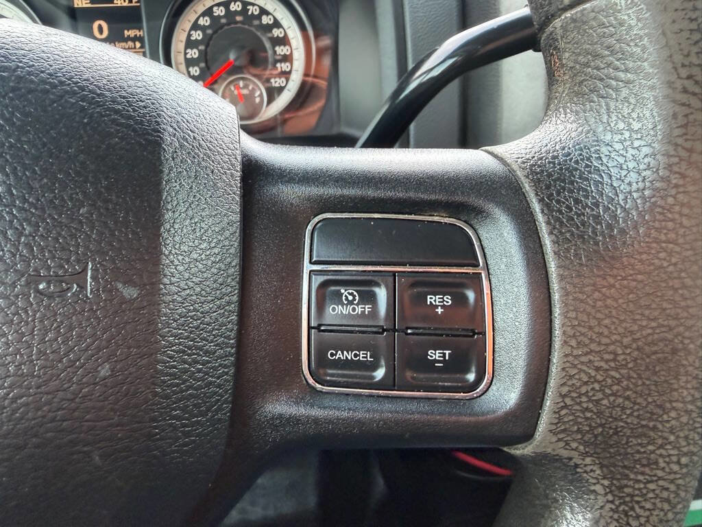 Used 2015 RAM 3500 Tradesman w/ Chrome Appearance Group image 15