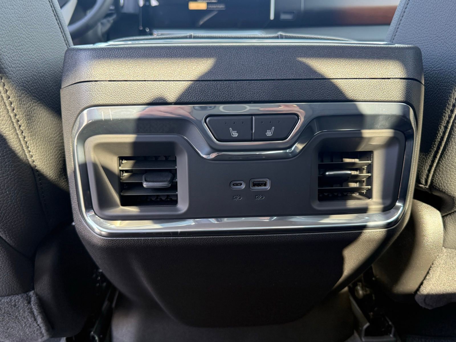 New 2026 GMC Sierra 2500 Denali w/ Denali Reserve Package image 31