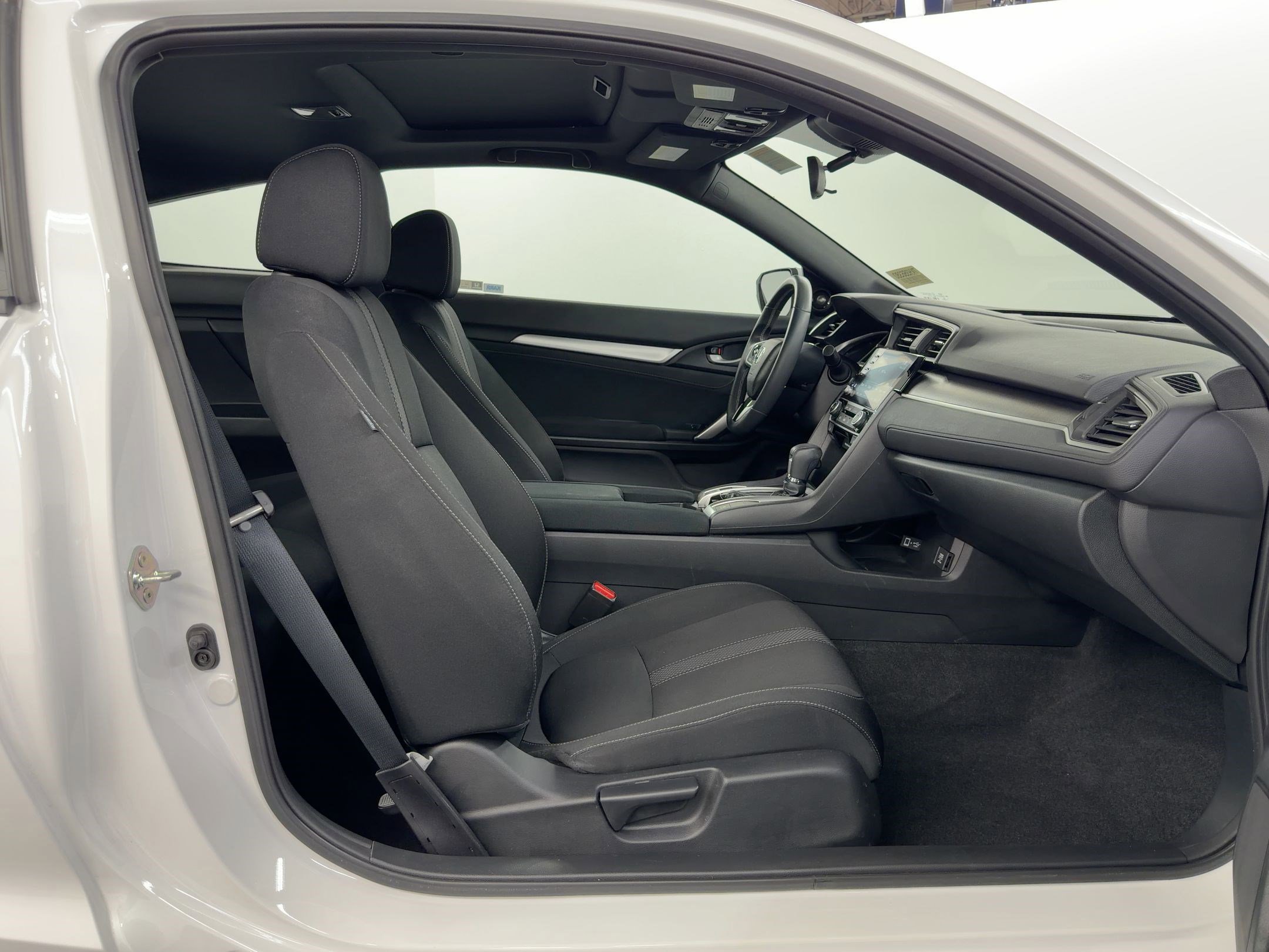 Certified 2019 Honda Civic EX image 35