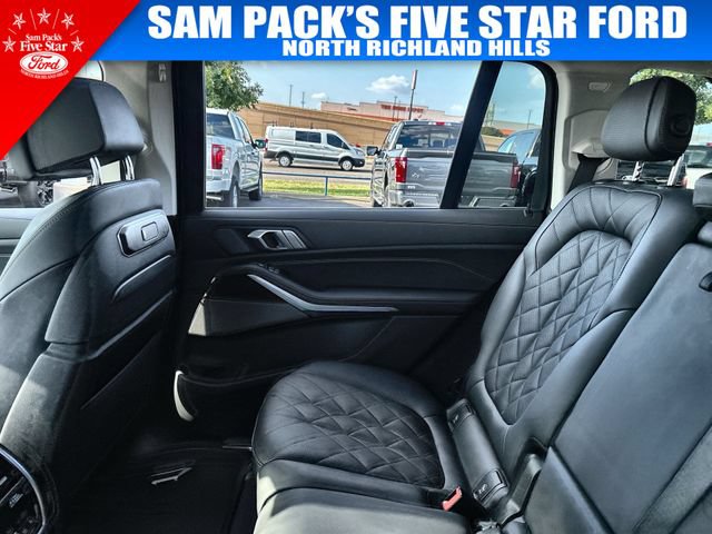 Used 2024 BMW X7 xDrive40i AWD/4WD image 14