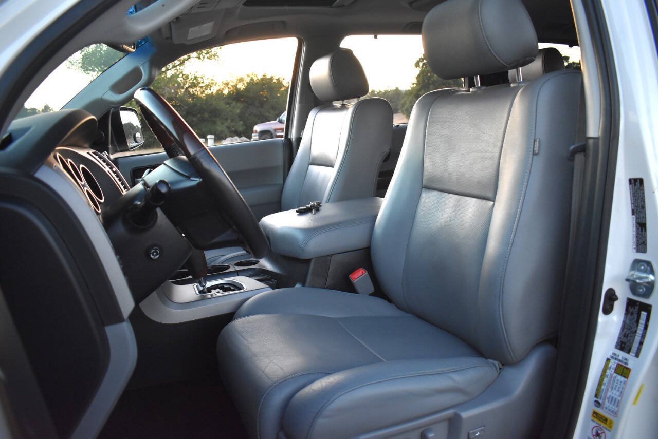 Used 2013 Toyota Sequoia Platinum AWD/4WD image 51