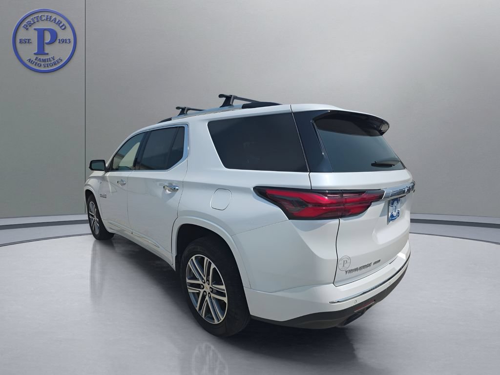 Used 2023 Chevrolet Traverse High Country w/ LPO, Floor Liner Package AWD/4WD image 5
