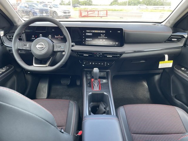 New 2025 Nissan Kicks SR w/ SR Premium Package image 16