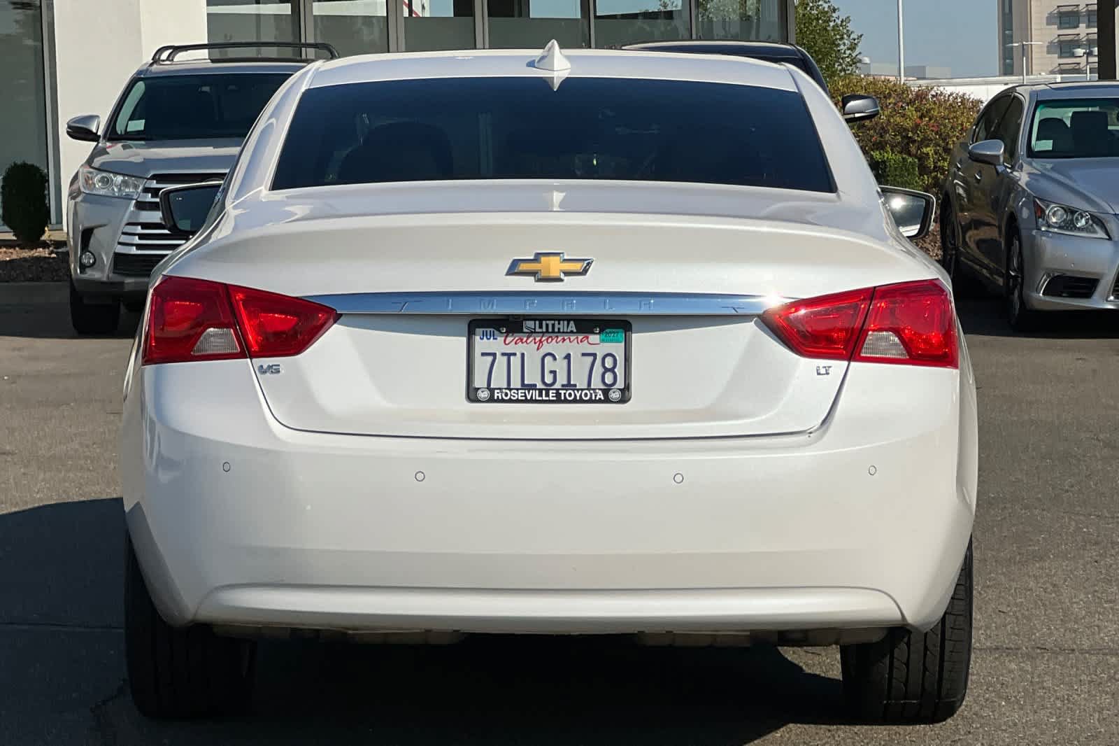 Used 2016 Chevrolet Impala LT w/ Convenience Package FWD image 8