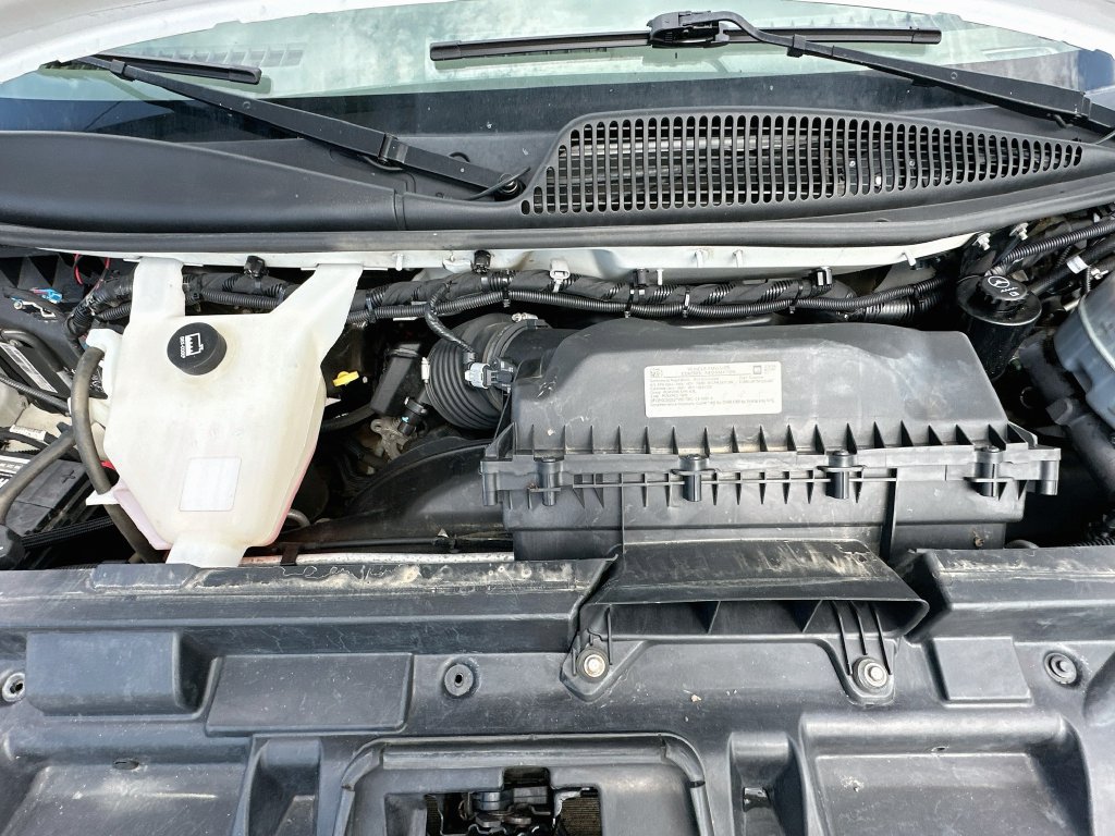 Used 2023 Chevrolet Express 3500 w/ Power Convenience Package RWD image 26