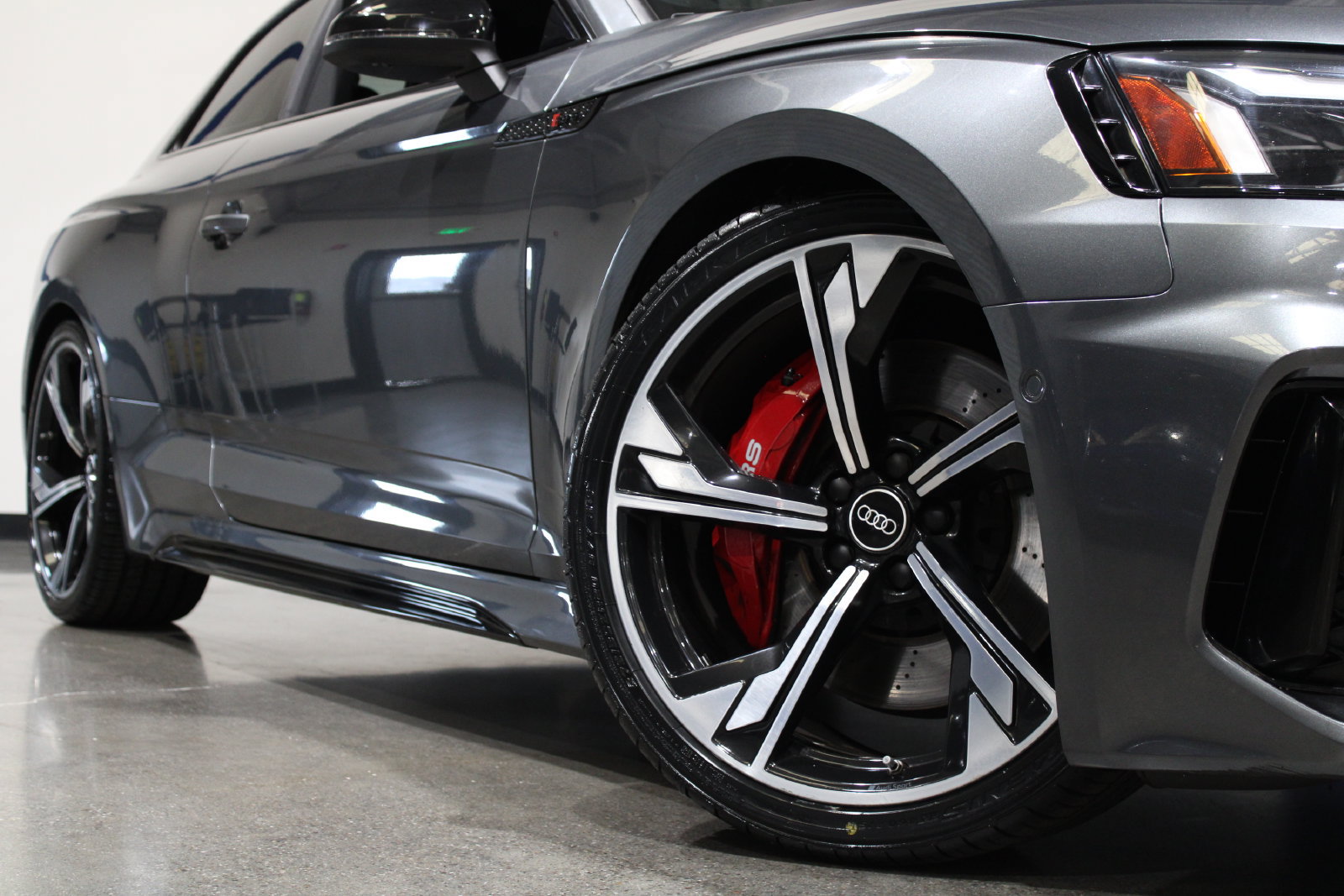 Used 2021 Audi RS 5 w/ Dynamic Package AWD/4WD image 3
