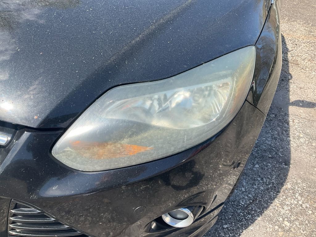 Used 2014 Ford Focus Titanium image 9