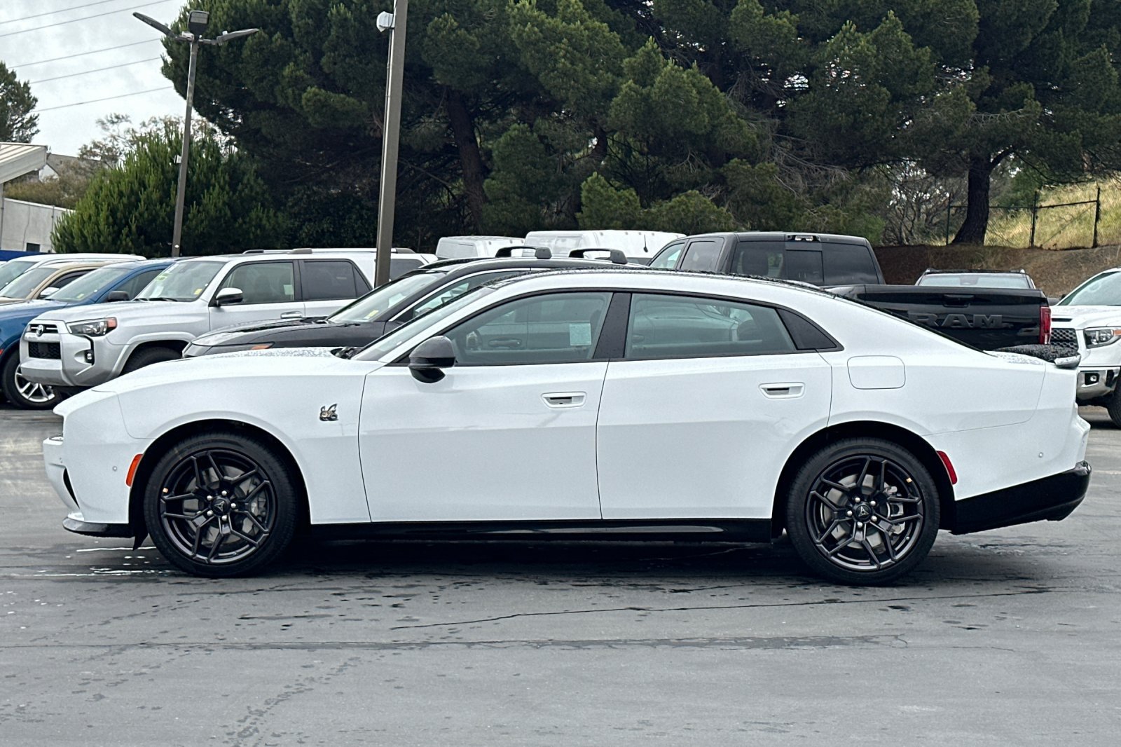 New 2026 Dodge Charger Scat Pack w/ Blacktop Package AWD/4WD image 7