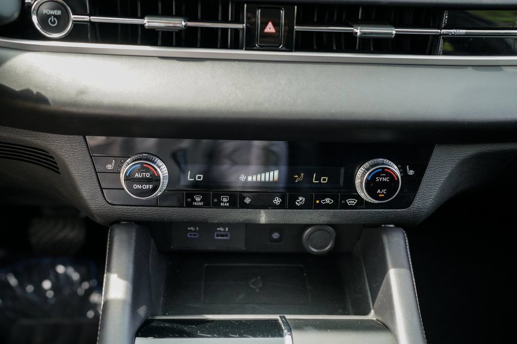 Used 2023 Mitsubishi Outlander LE AWD/4WD image 34