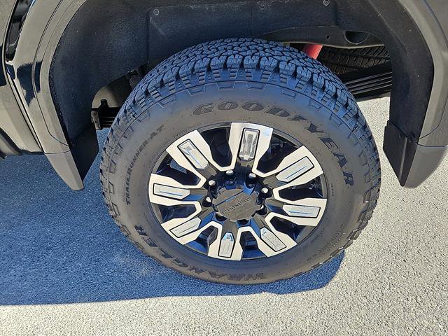 Used 2025 GMC Sierra 2500 Denali w/ Denali Reserve Package image 9