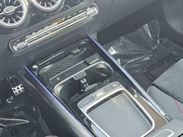 New 2026 Mercedes-Benz GLA 35 AMG 4MATIC image 32