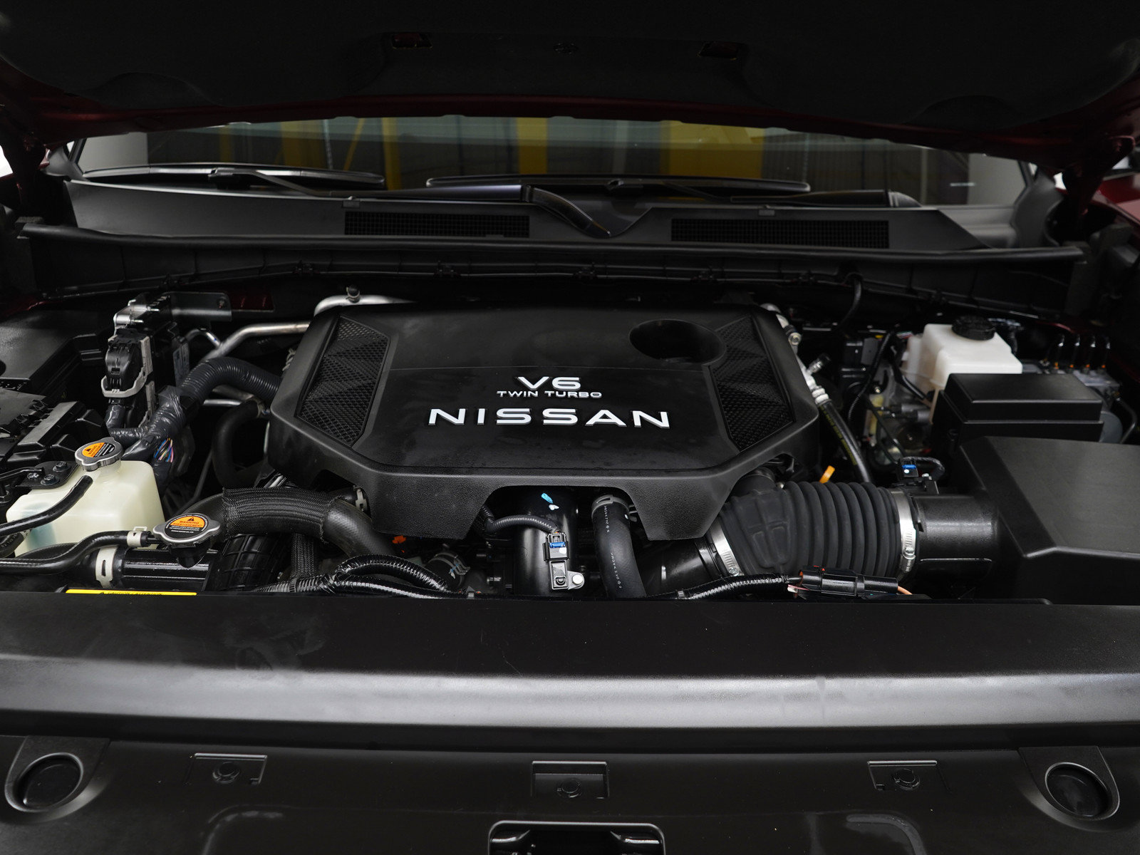 Certified 2025 Nissan Armada Platinum Reserve AWD/4WD image 36