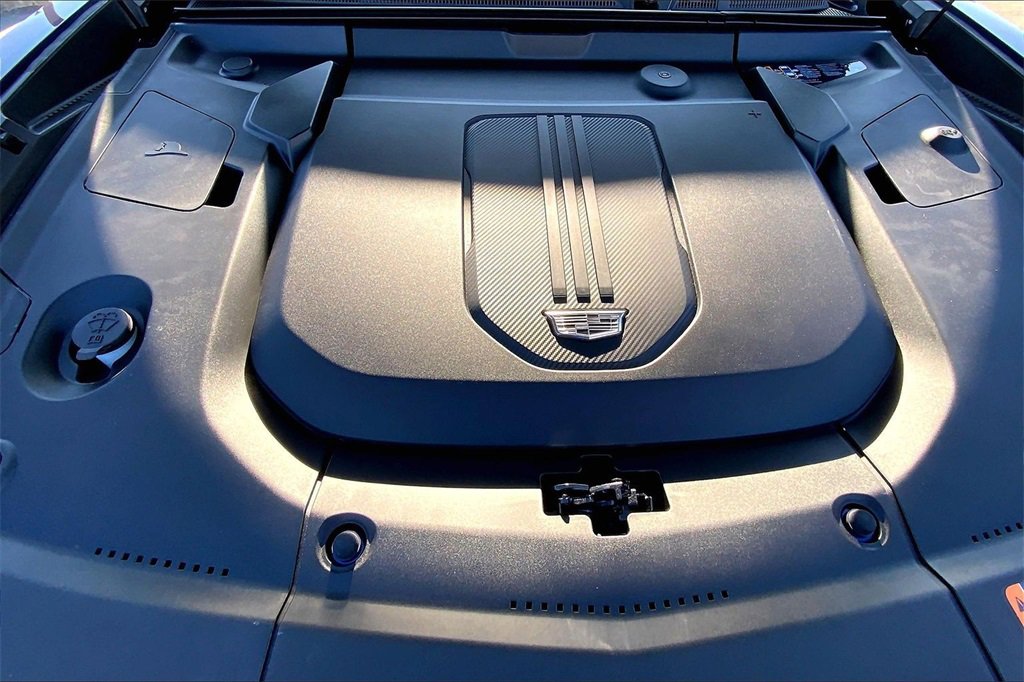 New 2026 Cadillac Lyriq V image 17