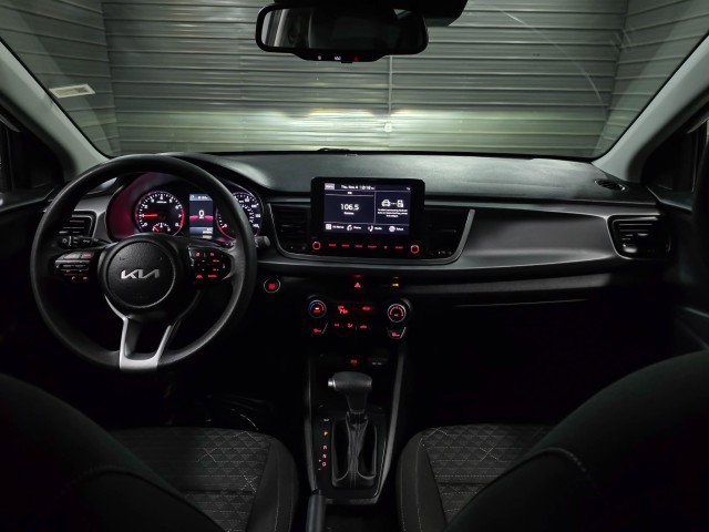 Used 2023 Kia Rio S w/ Technology Package image 11