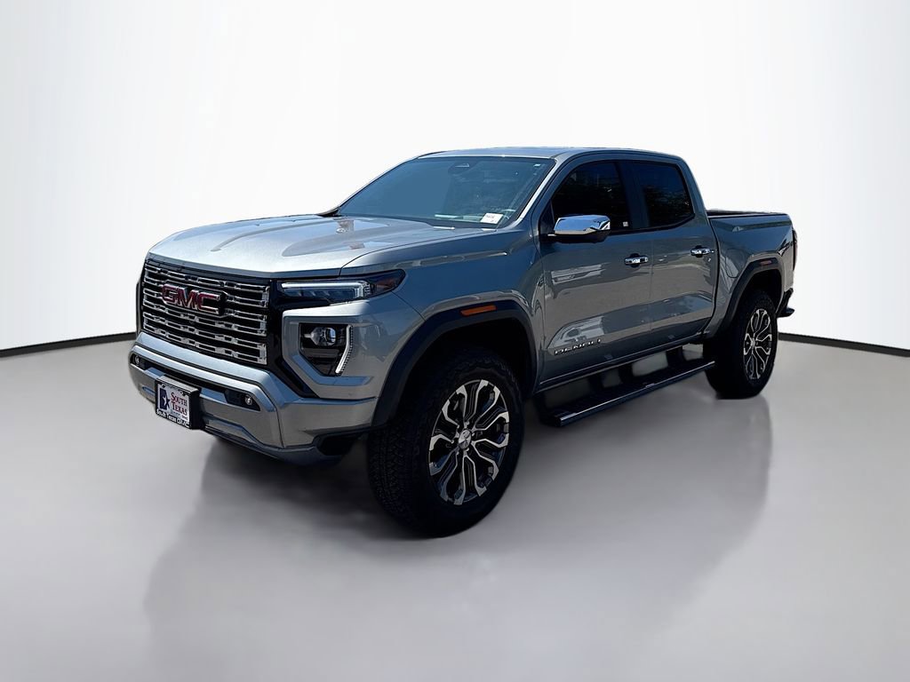 Used 2025 GMC Canyon Denali AWD/4WD image 3