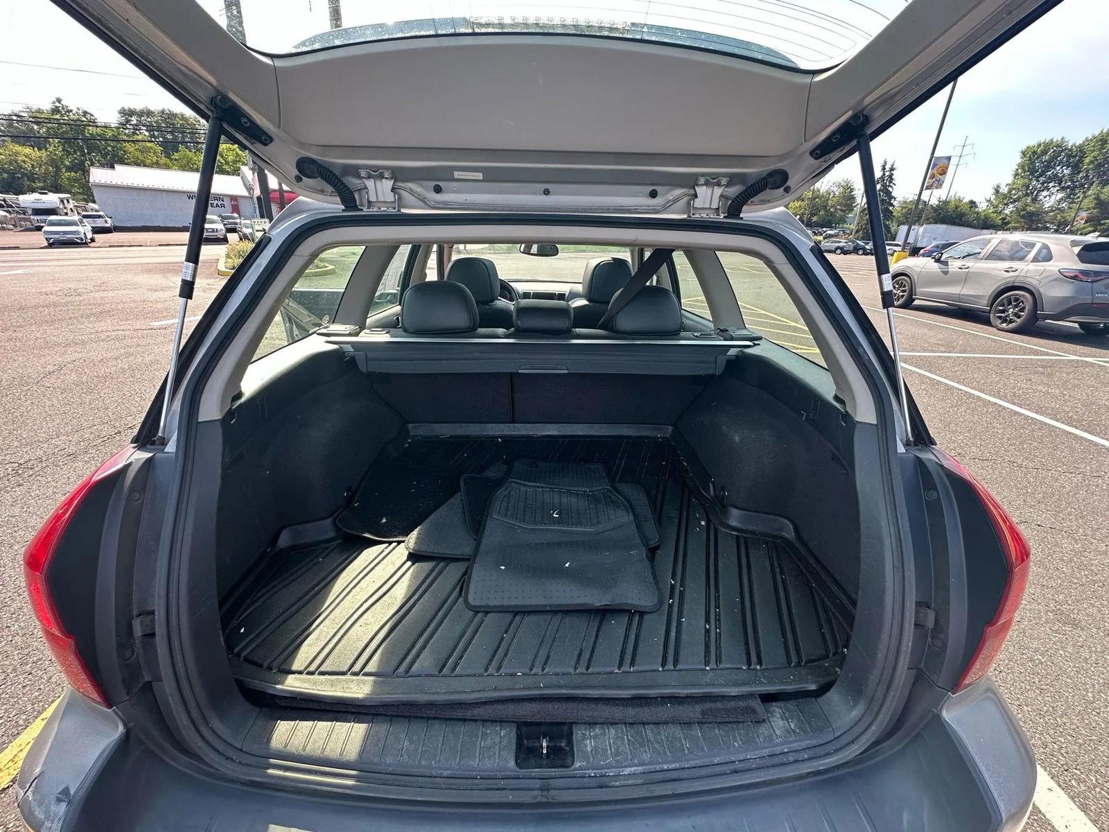 Used 2006 Subaru Outback 2.5i Limited image 13