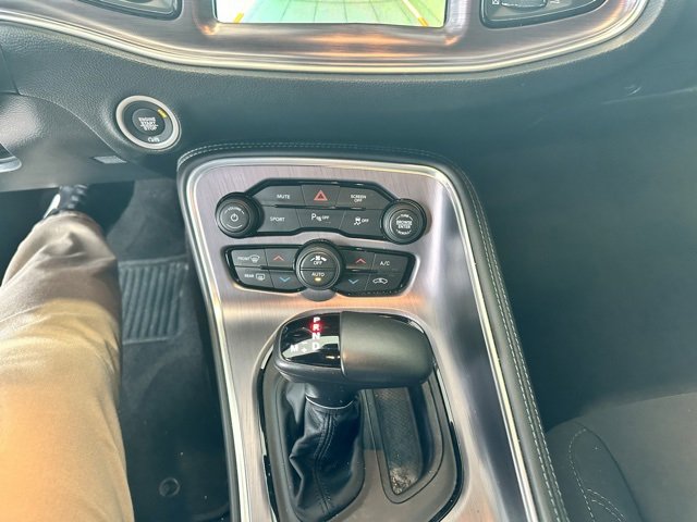 Used 2018 Dodge Challenger R/T w/ Driver Convenience Group image 12