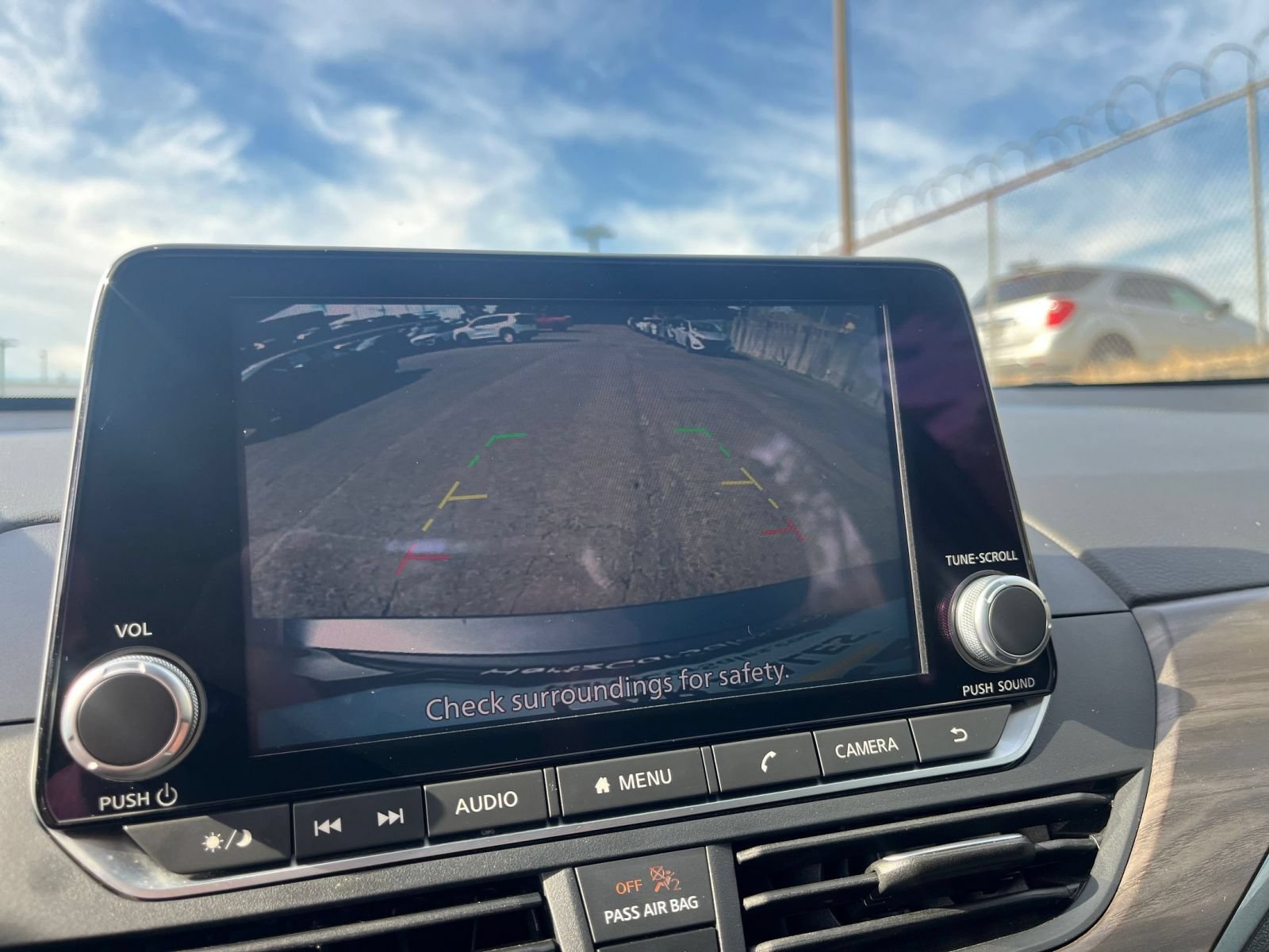 Used 2025 Nissan Altima 2.5 SV FWD image 20