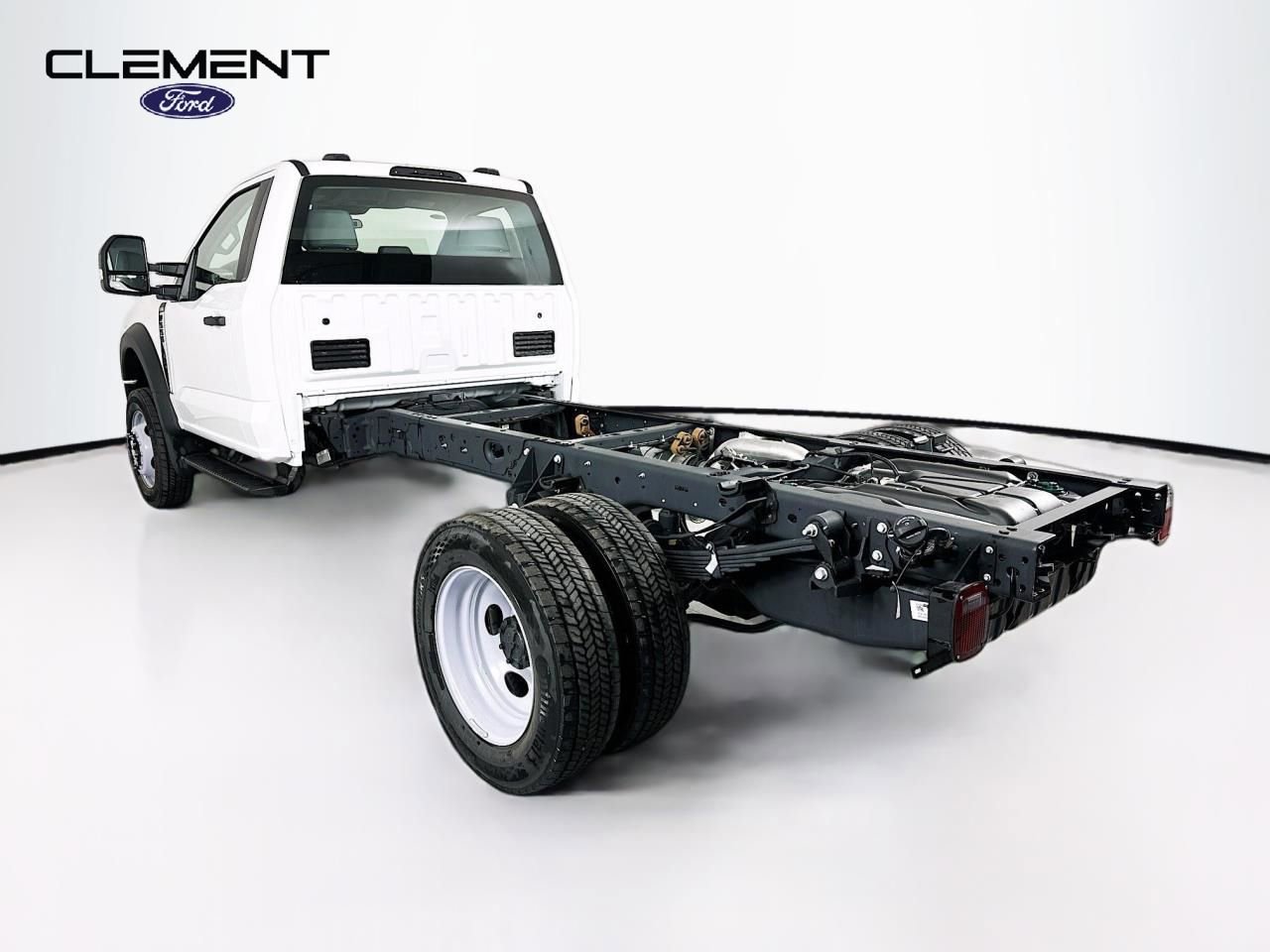 New 2026 Ford F550 4x4 Regular Cab Super Duty image 8