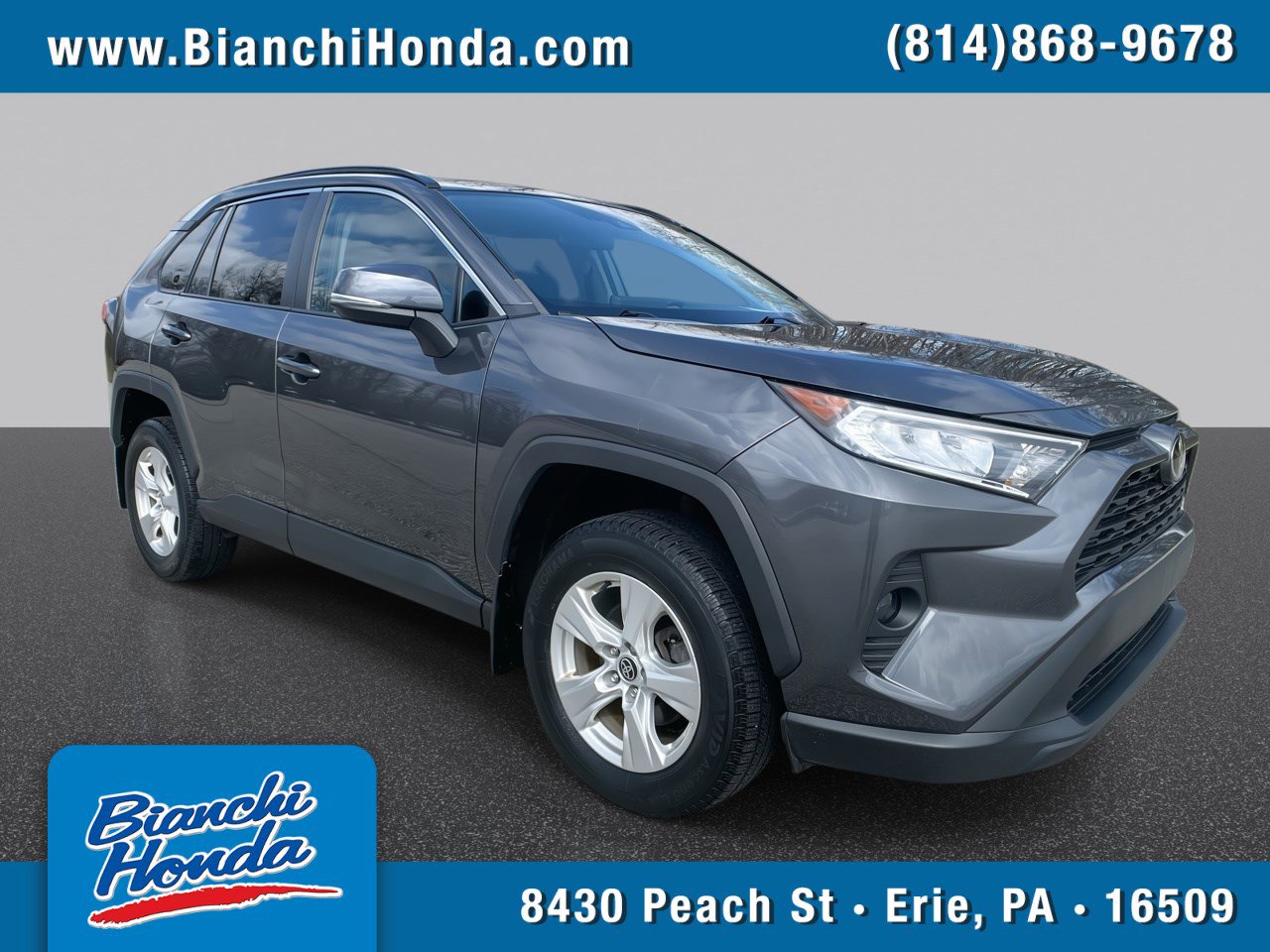 Used 2021 Toyota RAV4 XLE w/ Convenience Package image 1