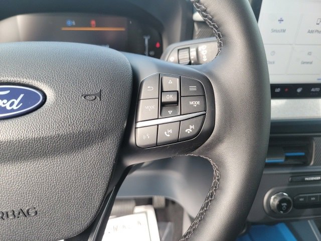 New 2025 Ford Maverick XLT w/ XLT Luxury Package image 11