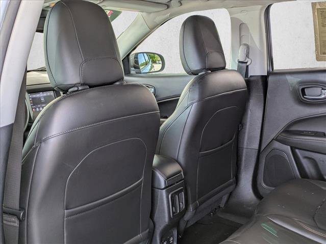 Used 2018 Jeep Compass Latitude w/ Popular Equipment Group FWD image 20