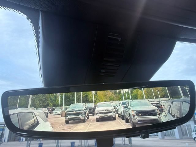 New 2026 Chevrolet Traverse LT w/ Driver Confidence Package FWD image 22