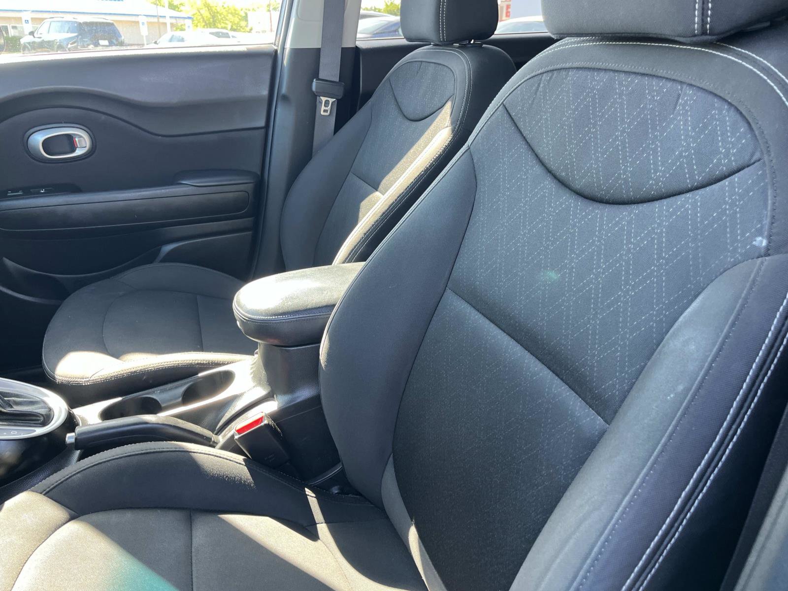 Used 2017 Kia Soul FWD image 26