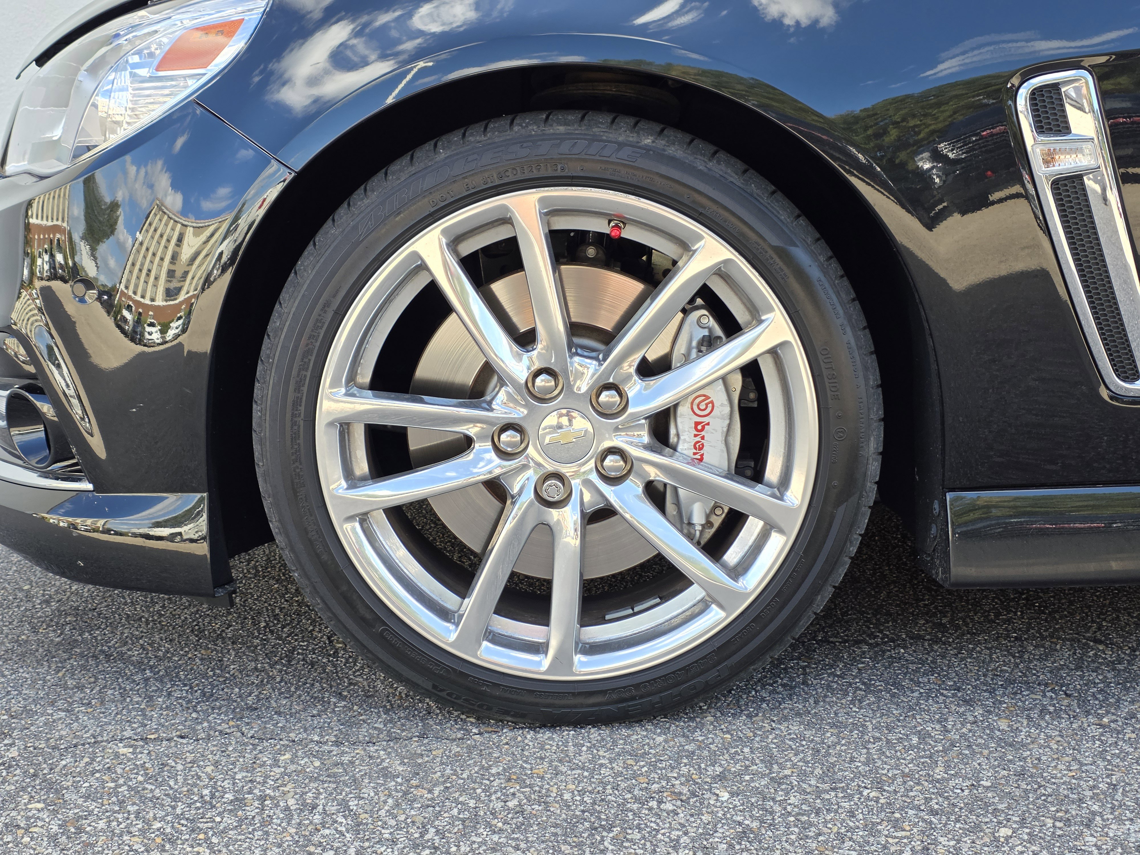 Used 2014 Chevrolet SS image 41