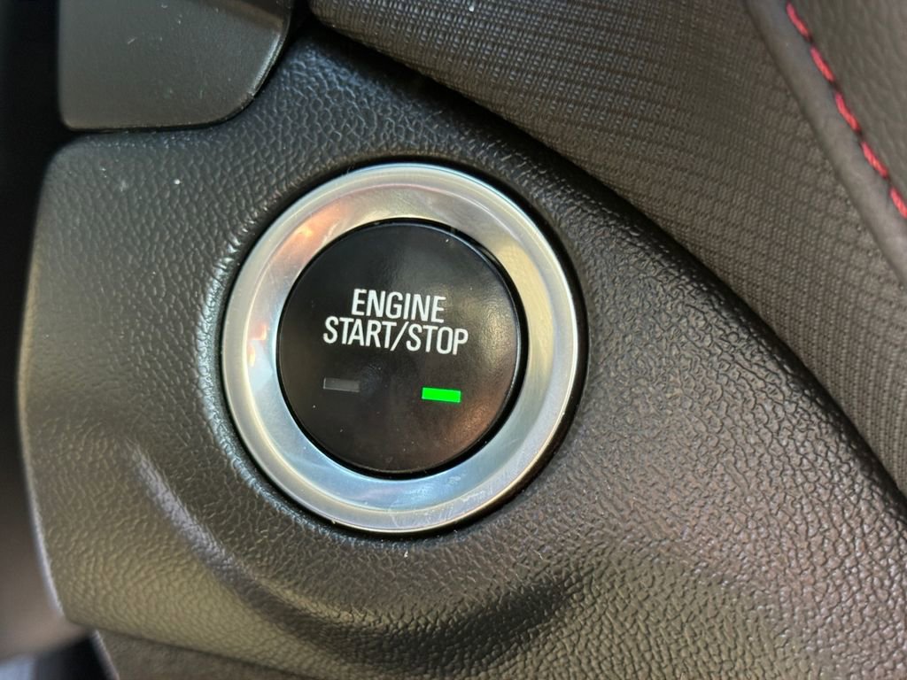 Used 2023 Chevrolet Equinox RS AWD/4WD image 28