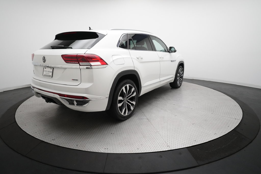 Used 2022 Volkswagen Atlas Cross Sport SEL Premium R-Line AWD/4WD image 35