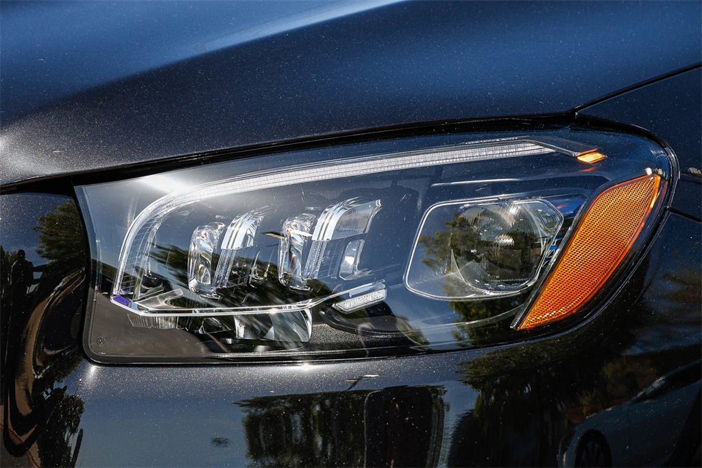 New 2025 Mercedes-Benz GLS 63 AMG 4MATIC image 7