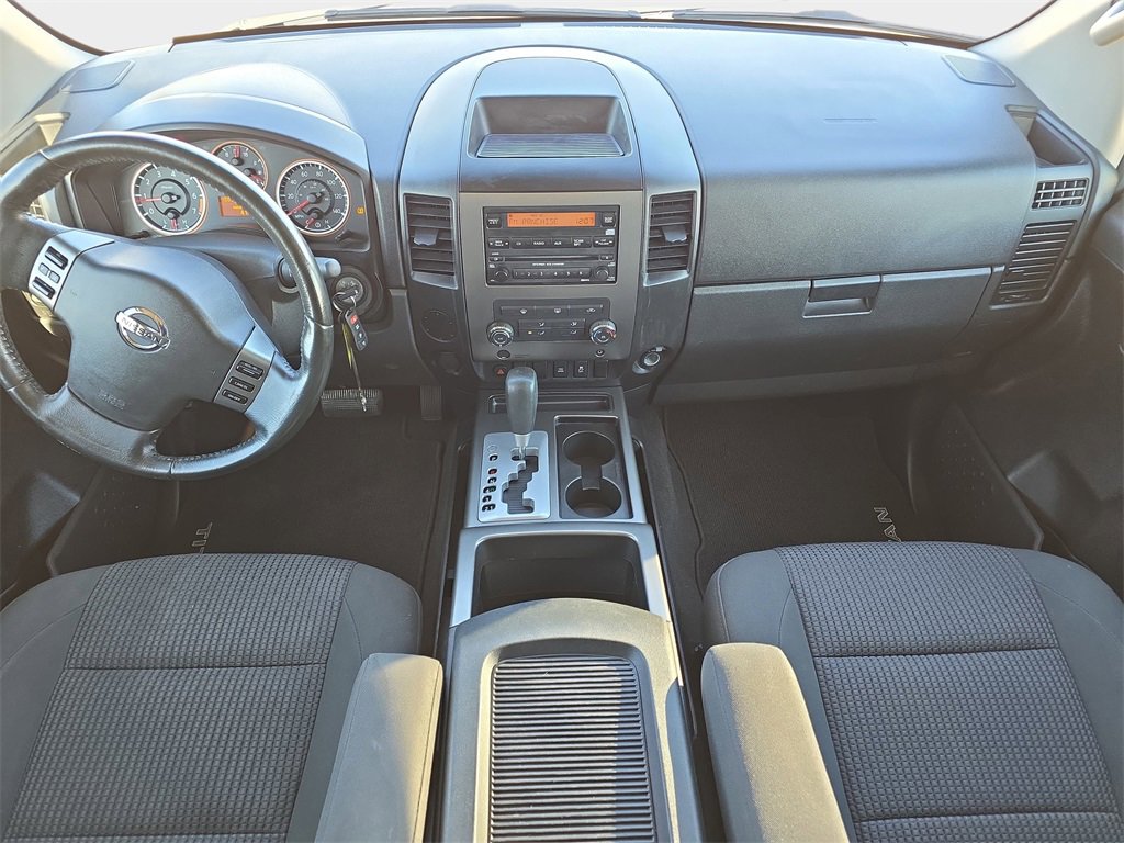 Used 2012 Nissan Titan SV w/ SV Value Truck Pkg image 9