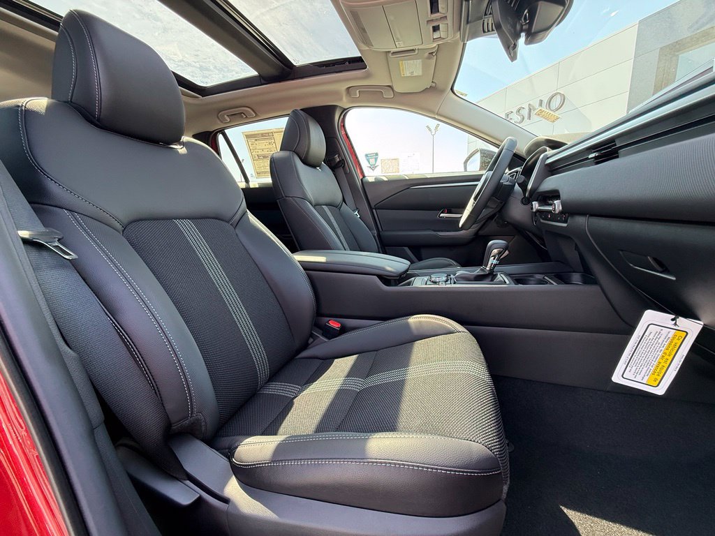 New 2026 MAZDA CX-50 AWD 2.5 S w/ Preferred Pkg image 16