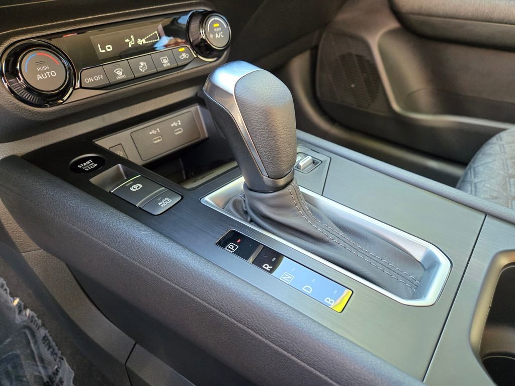 Certified 2026 Nissan Kicks SV image 26