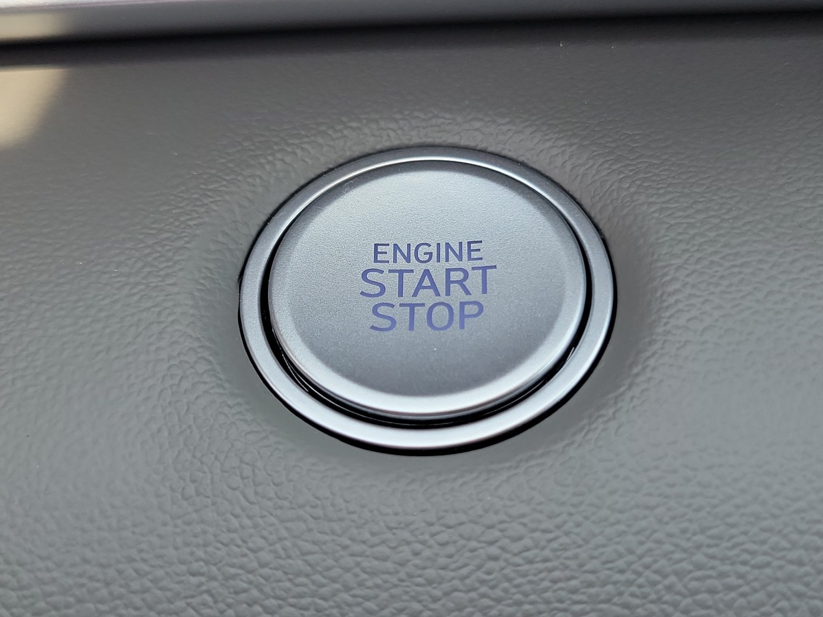 New 2026 Hyundai Elantra Sport FWD image 11