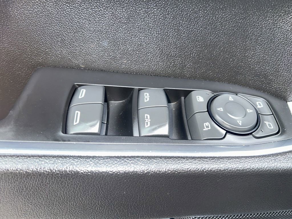 Used 2023 Chevrolet Silverado 1500 LTZ image 21