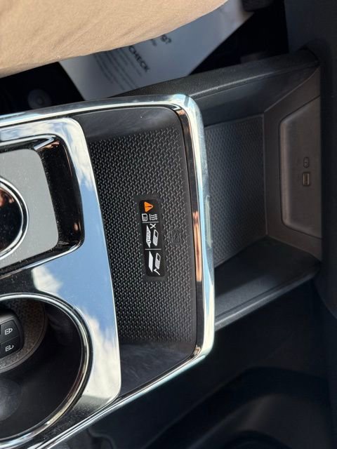 Used 2025 Chevrolet Equinox RS w/ Safety and Technology Package image 27