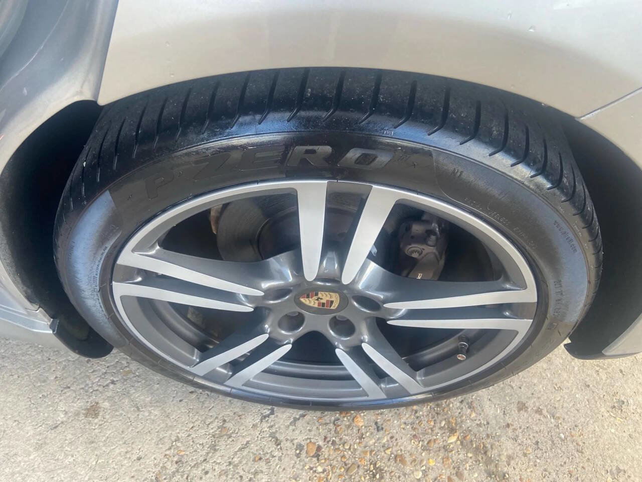 Used 2012 Porsche Panamera 4 image 14