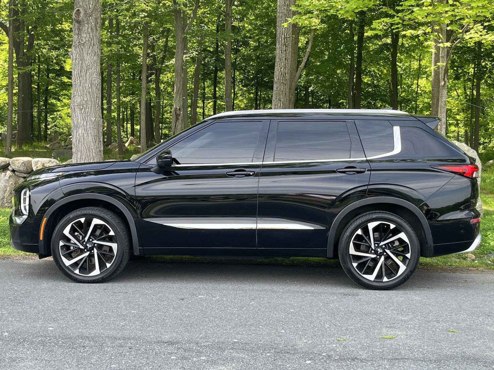Used 2023 Mitsubishi Outlander SEL AWD/4WD image 21