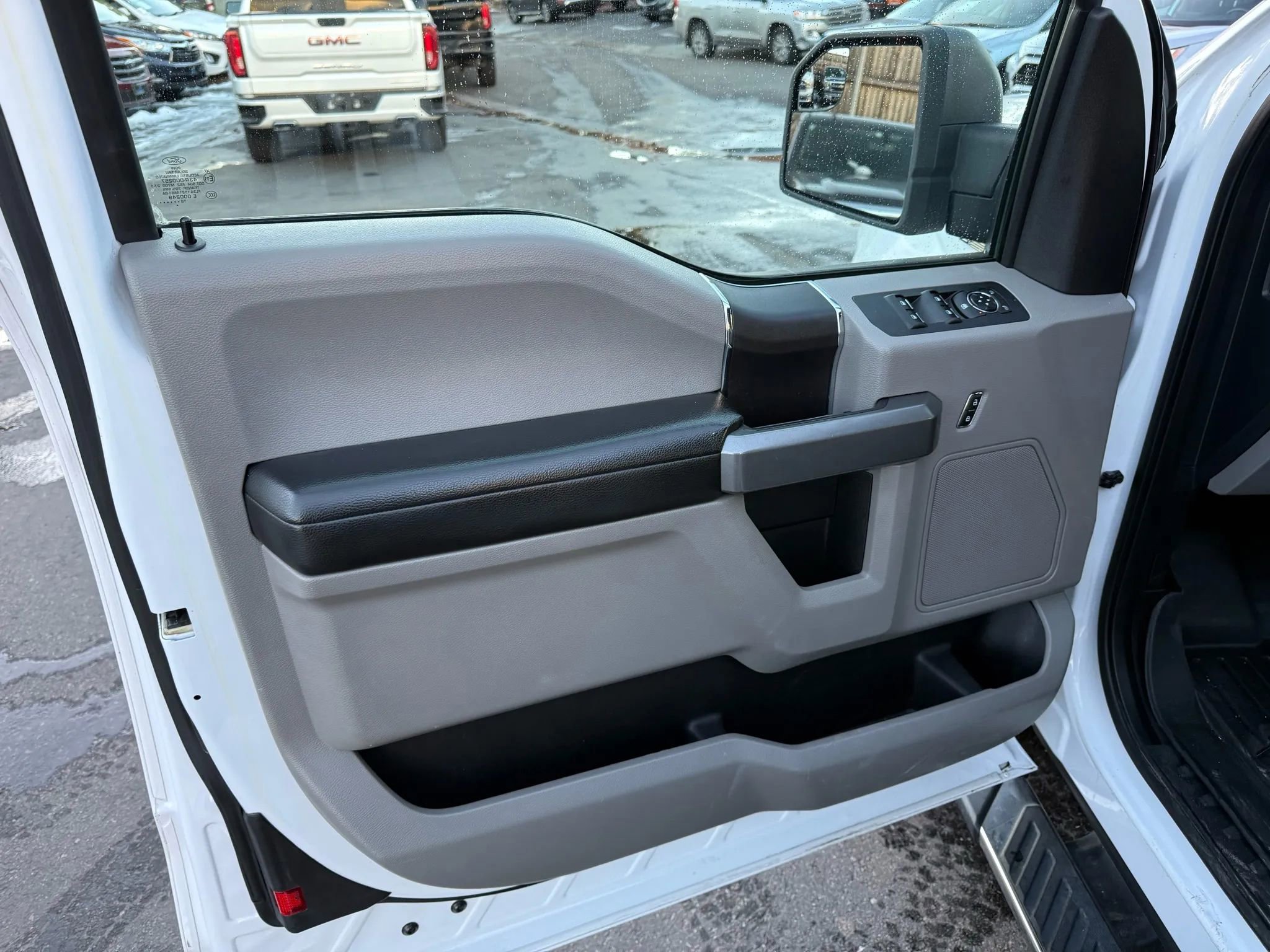 Used 2018 Ford F150 XLT w/ Equipment Group 301A Mid AWD/4WD image 27