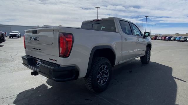 New 2026 GMC Sierra 1500 AT4X w/ LPO, Black Badging Package AWD/4WD image 8