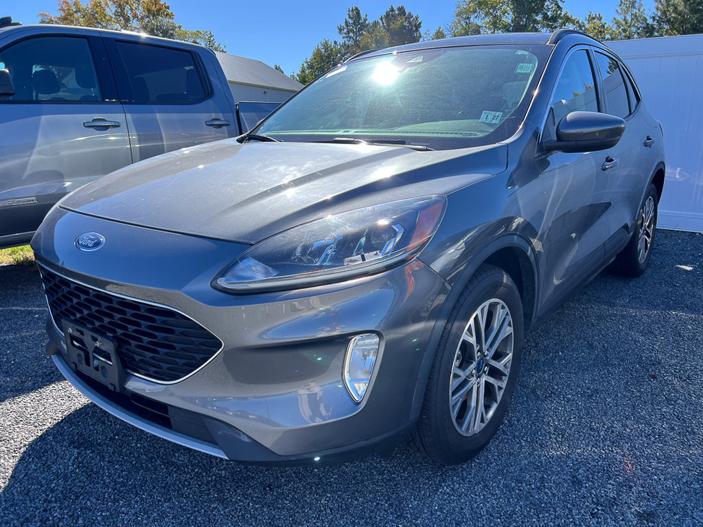 Used 2021 Ford Escape SEL w/ Technology Package AWD/4WD image 2